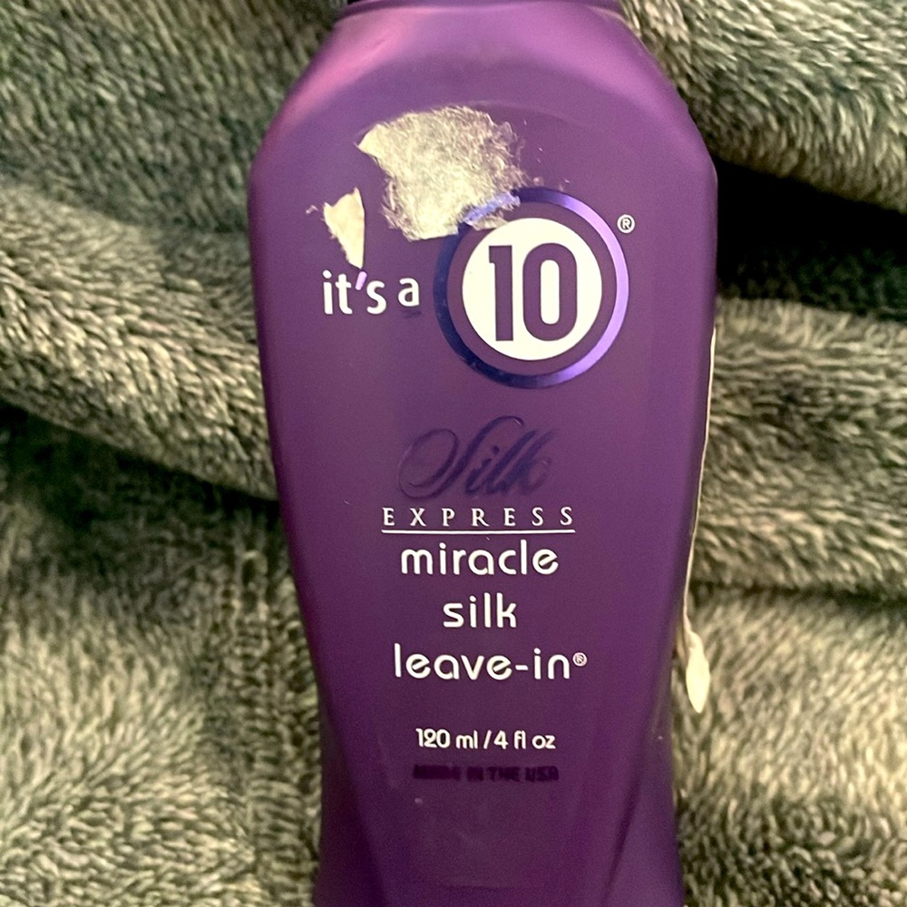 It’s a 10 silk express miracle silk leave-in. 4 fluid ounces. Brand new!